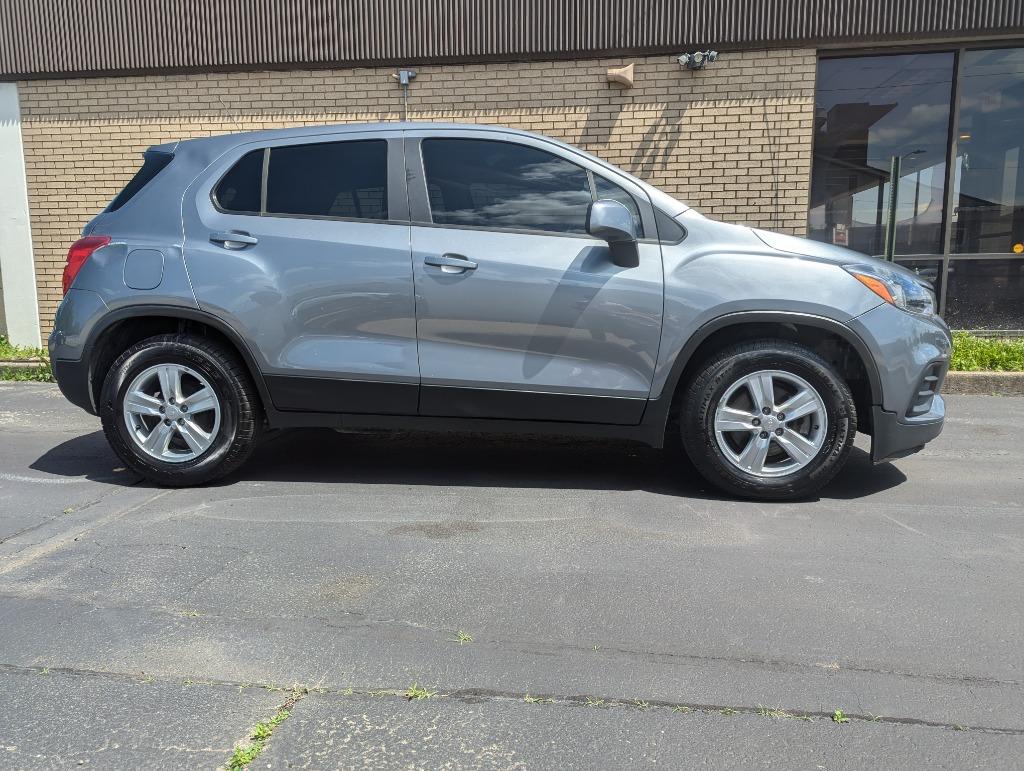 2020 Chevrolet Trax LS photo