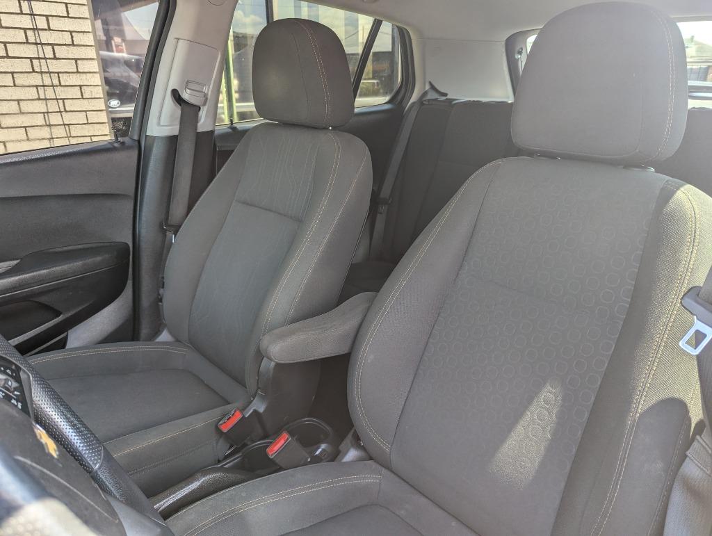 2020 Chevrolet Trax LS photo