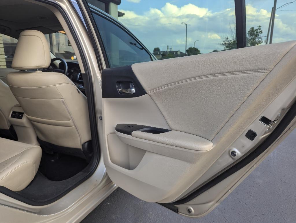 2015 Honda Accord EX-L photo