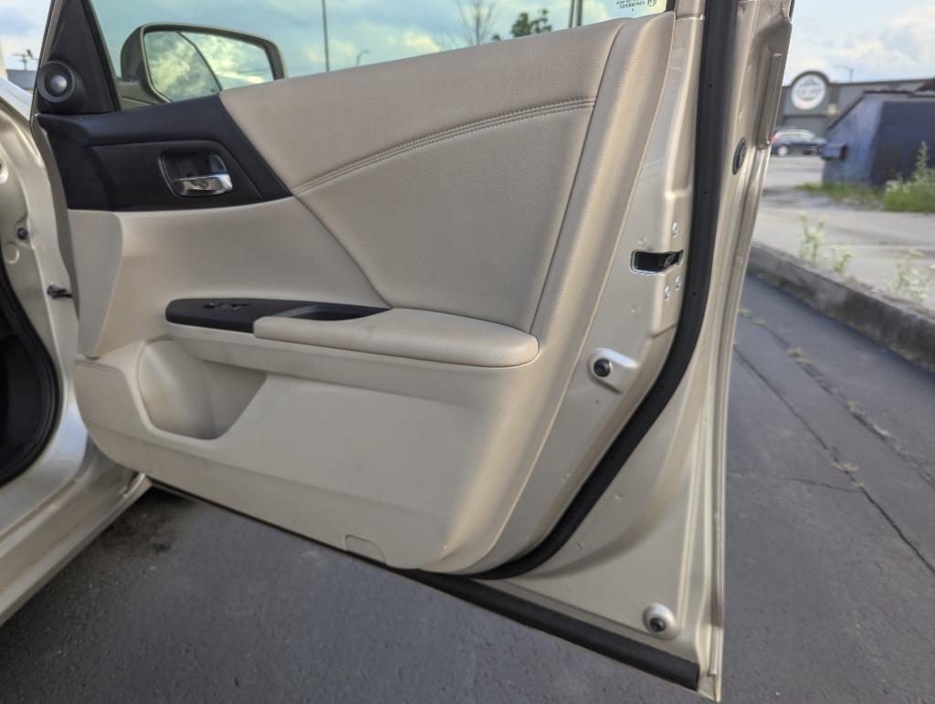 2015 Honda Accord EX-L photo
