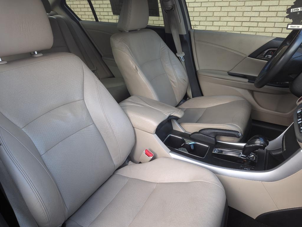 2015 Honda Accord EX-L photo