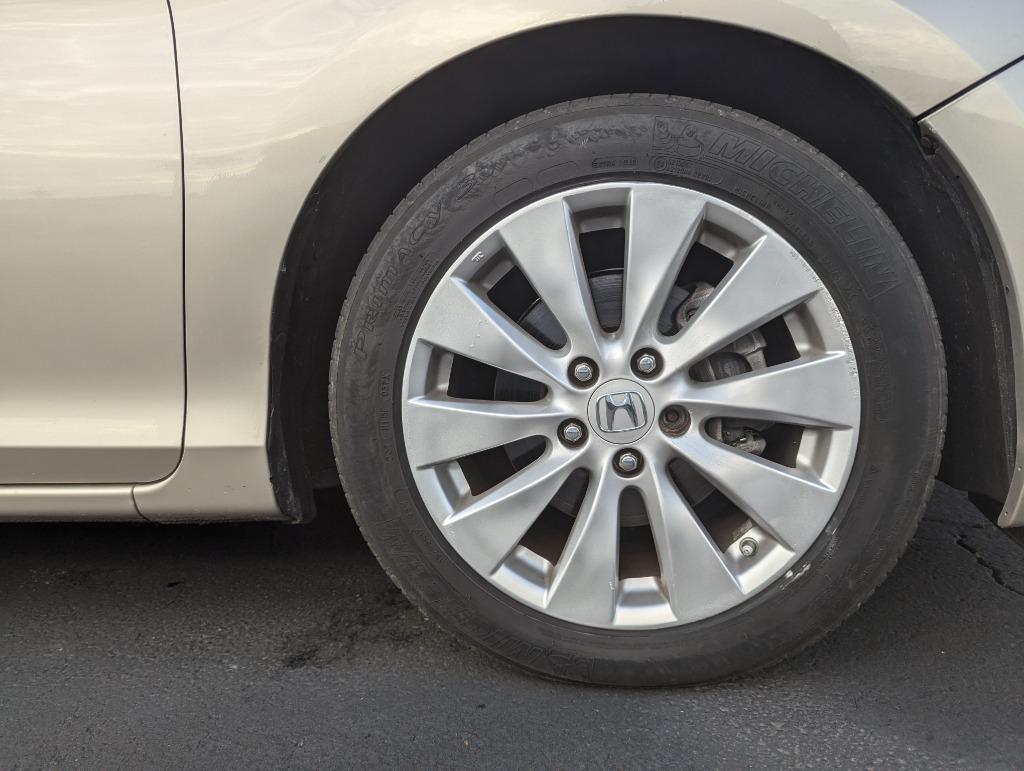 2015 Honda Accord EX-L photo