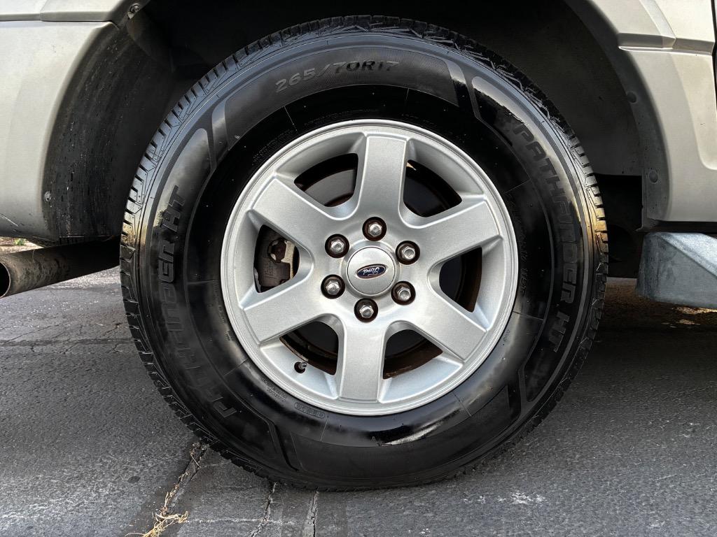 2009 Ford Expedition - $6,199