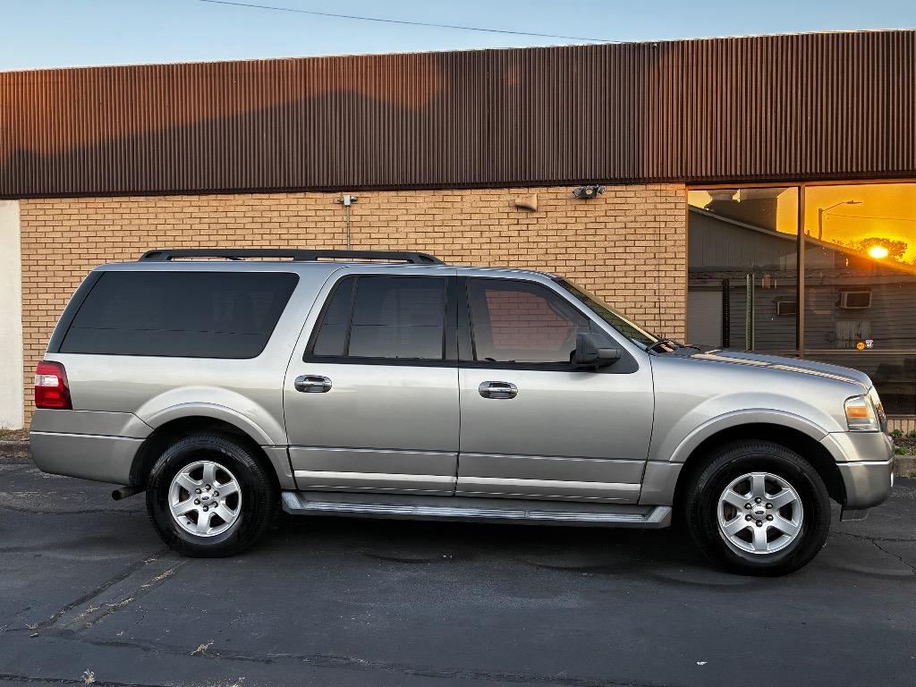 2009 Ford Expedition - $6,199