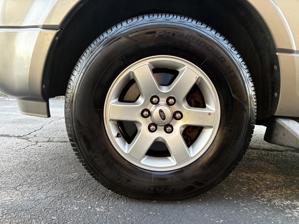 2009 Ford Expedition - $6,199