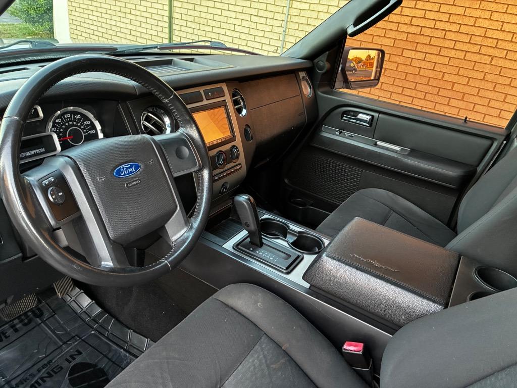 2009 Ford Expedition - $6,199