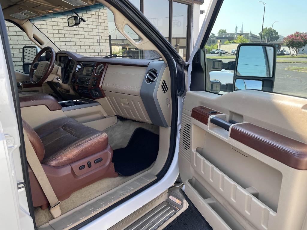2011 Ford F-350 - $14,895