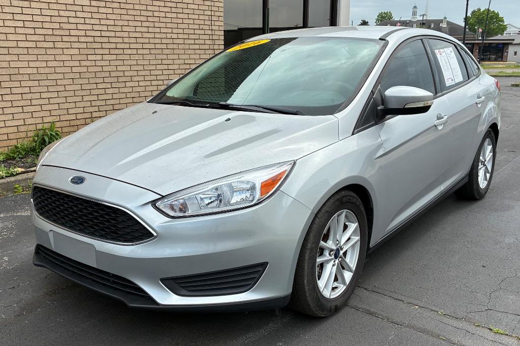 Silver 2016 Ford Focus SE Sedan Front-Wheel Drive Automatic