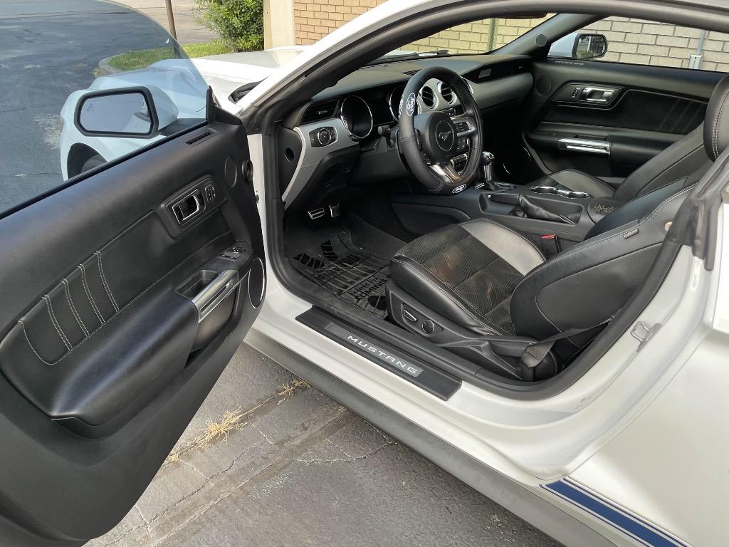 2015 Ford Mustang - $12,850
