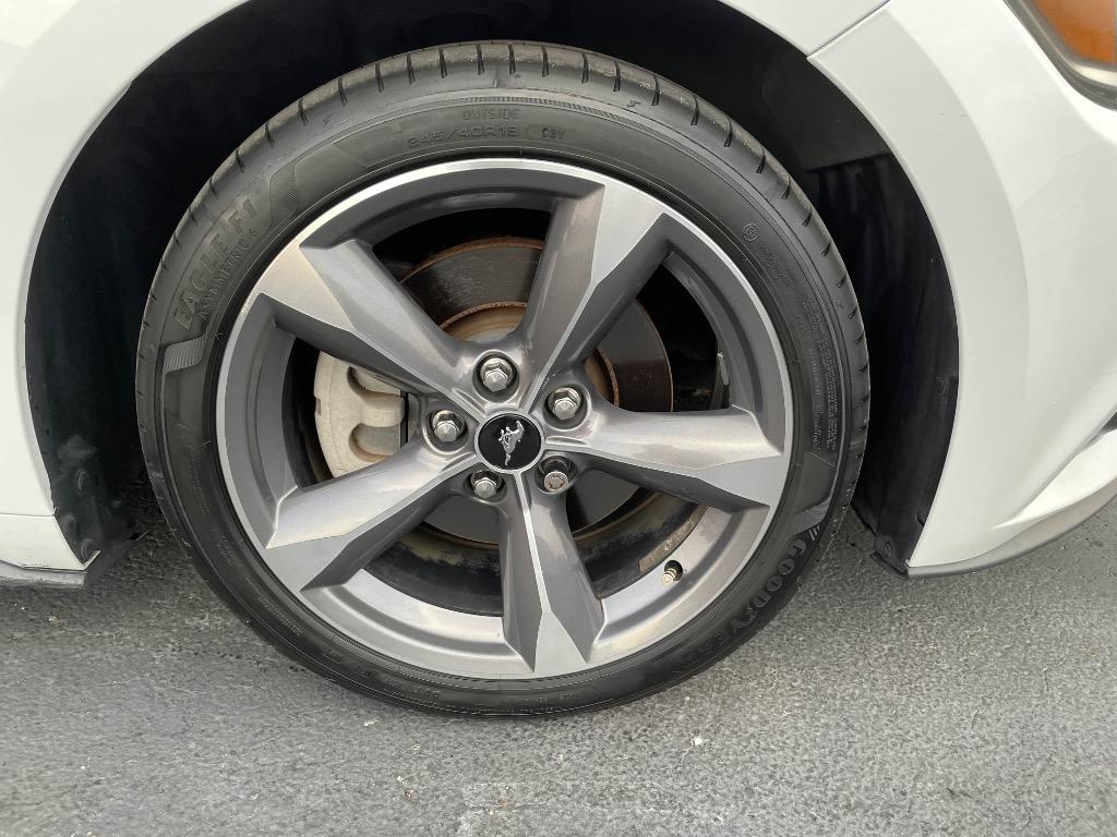 2015 Ford Mustang - $12,850