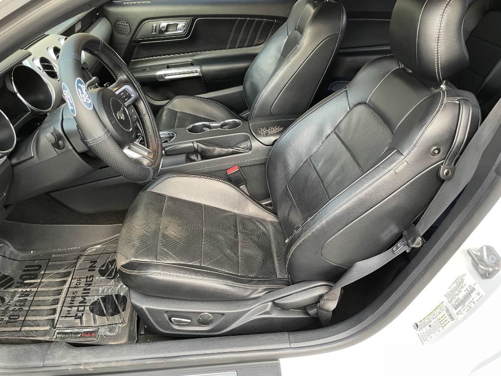 2015 Ford Mustang - $12,850
