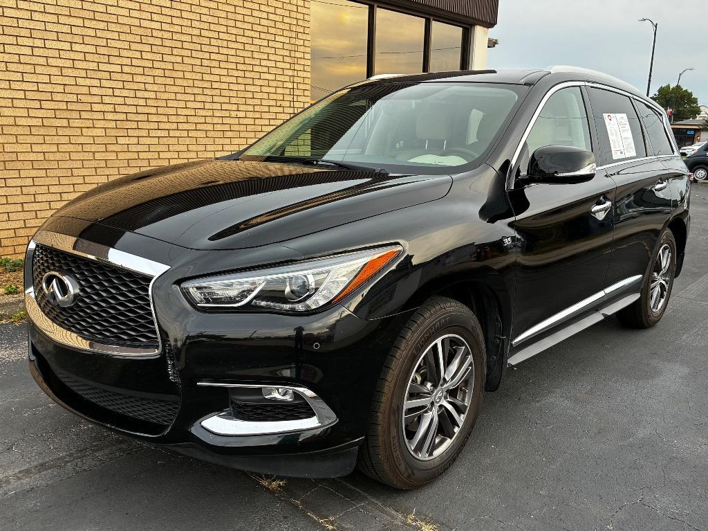 2017 INFINITI QX60 - $10,495