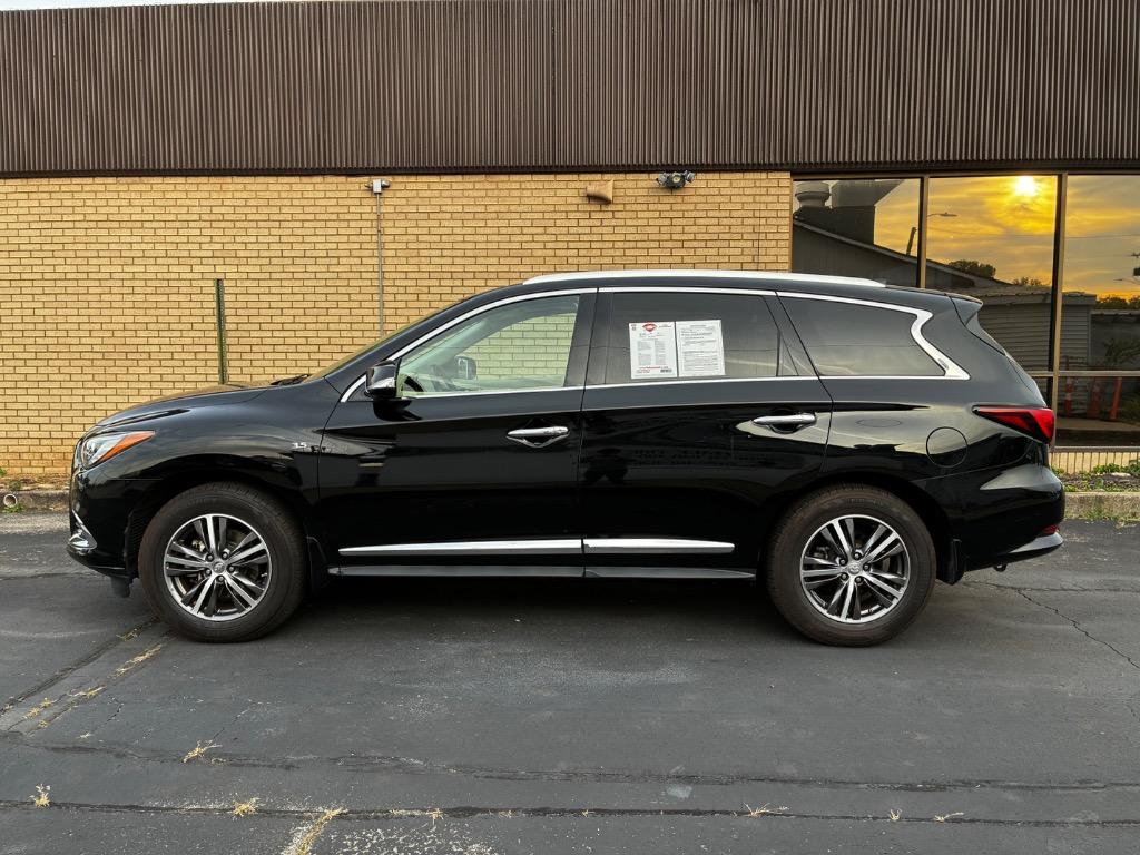 2017 INFINITI QX60 - $10,495