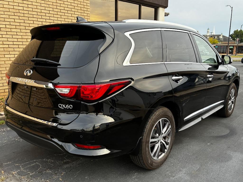 2017 INFINITI QX60 - $10,495