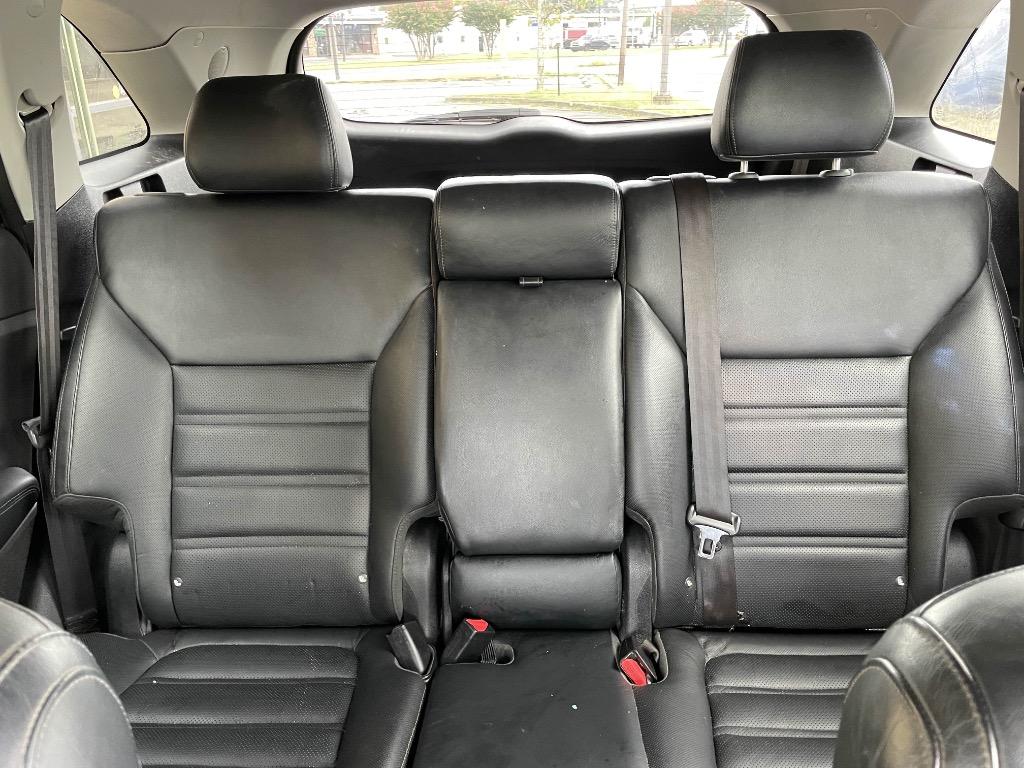 2016 Kia Sorento - $9,880