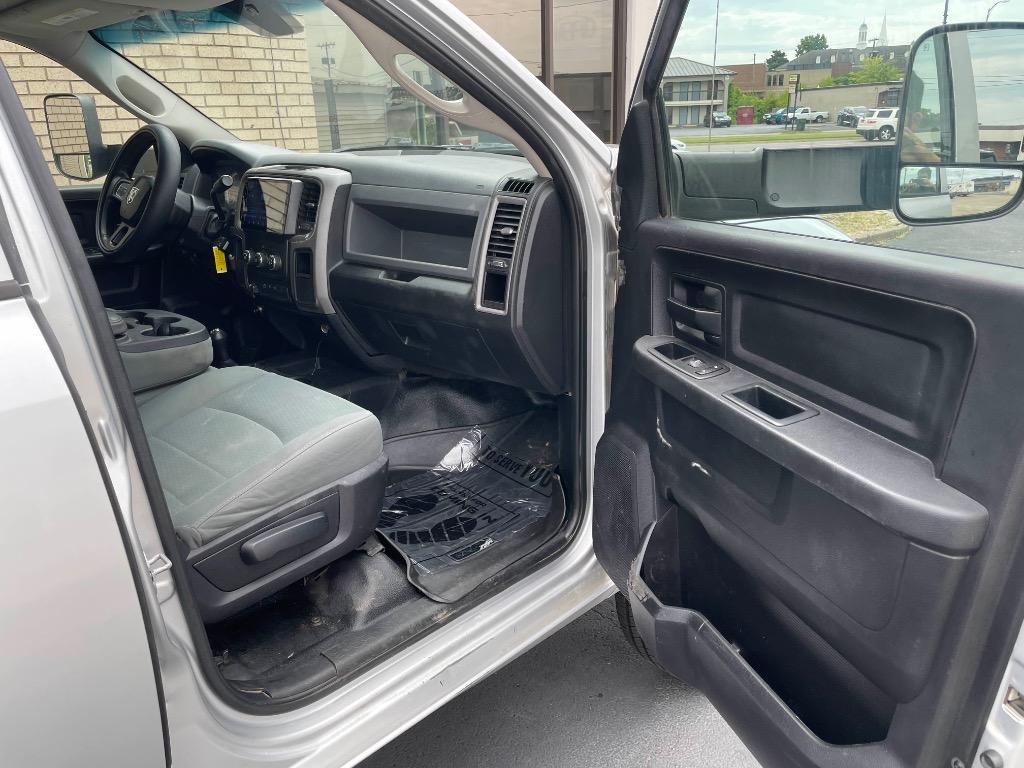 2017 Ram 3500 - $18,995