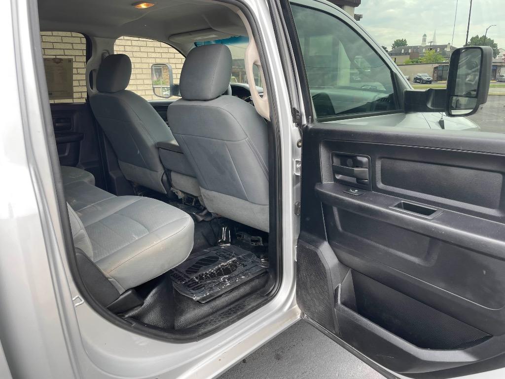 2017 Ram 3500 - $18,995