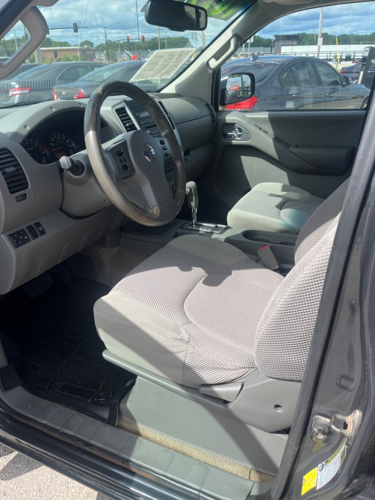 2012 Nissan Frontier S photo