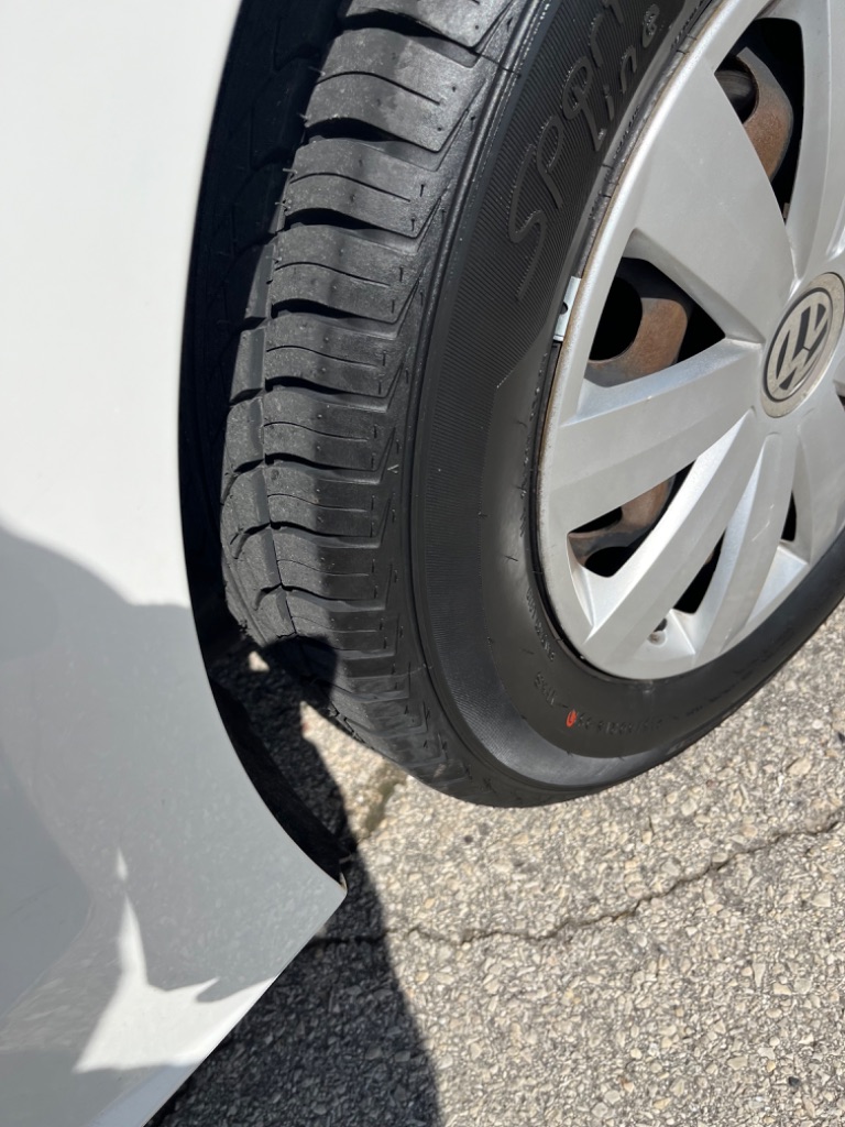 2013 Volkswagen Passat S PZEV photo