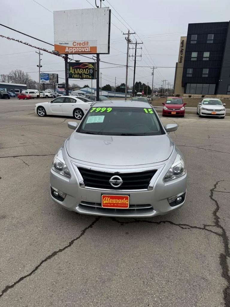 2015 Nissan Altima S photo
