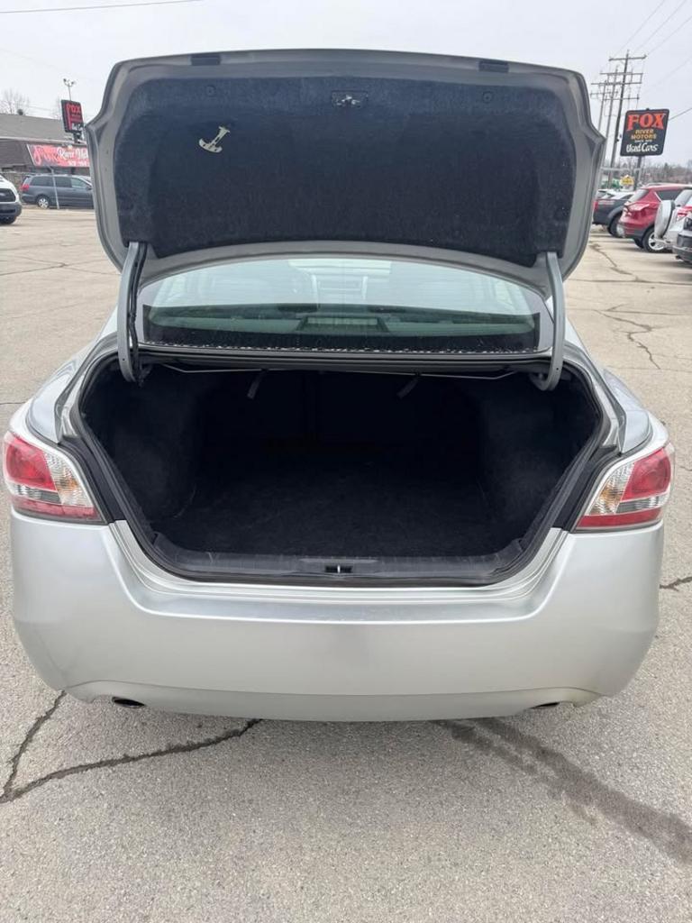 2015 Nissan Altima S photo