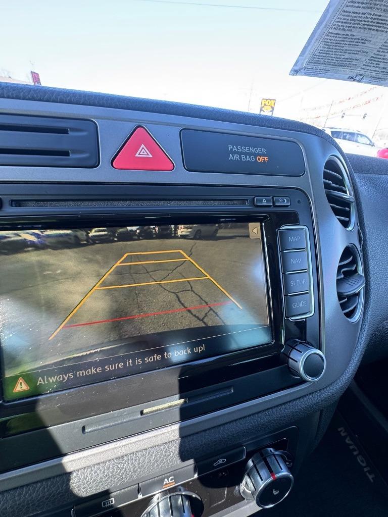 2010 Volkswagen Tiguan S photo