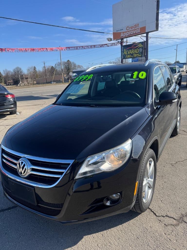 2010 Volkswagen Tiguan S photo