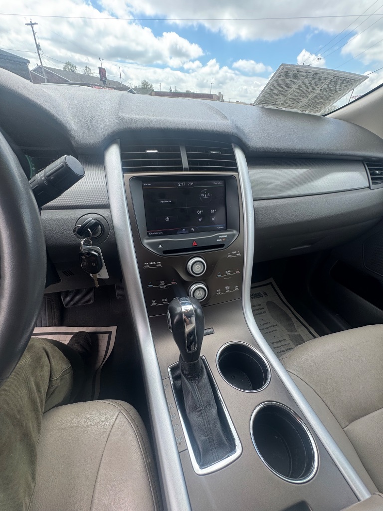2012 Ford Edge SEL photo