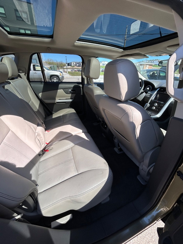 2012 Ford Edge SEL photo