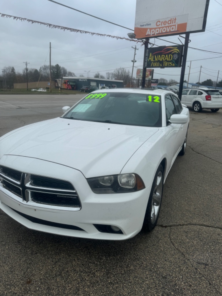 2012 Dodge Charger SXT photo