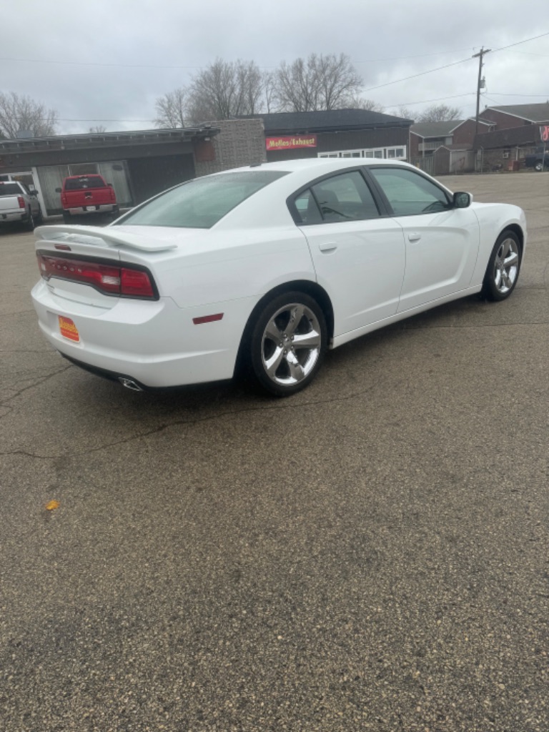 2012 Dodge Charger SXT photo