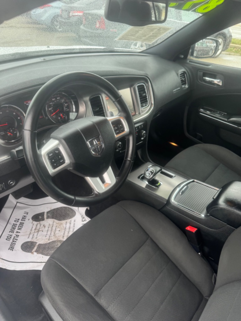 2012 Dodge Charger SXT photo