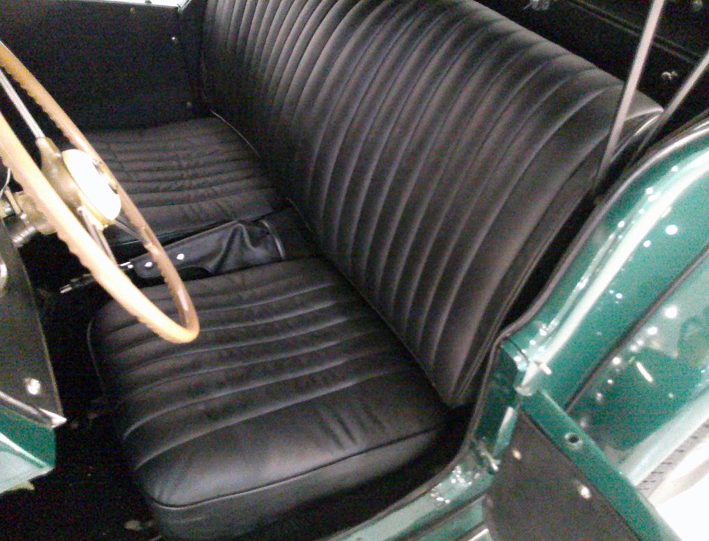 1952 MG TD Roadster - $22,995