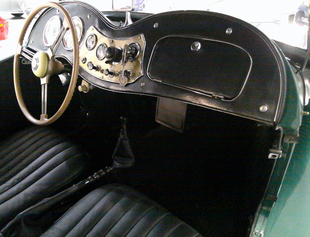 1952 MG TD Roadster - $22,995