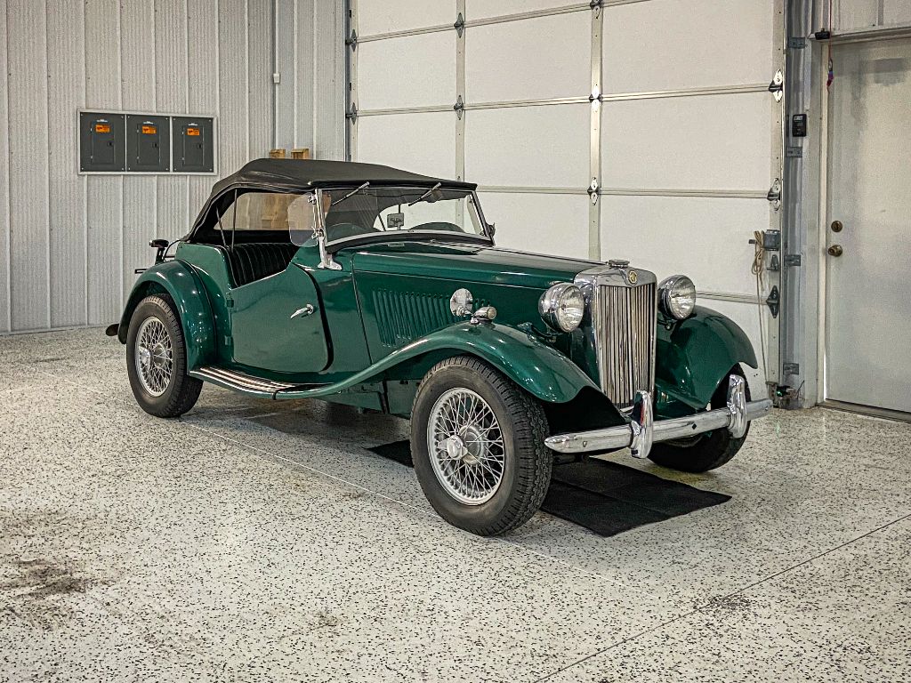 1952 MG TD Roadster - $22,995