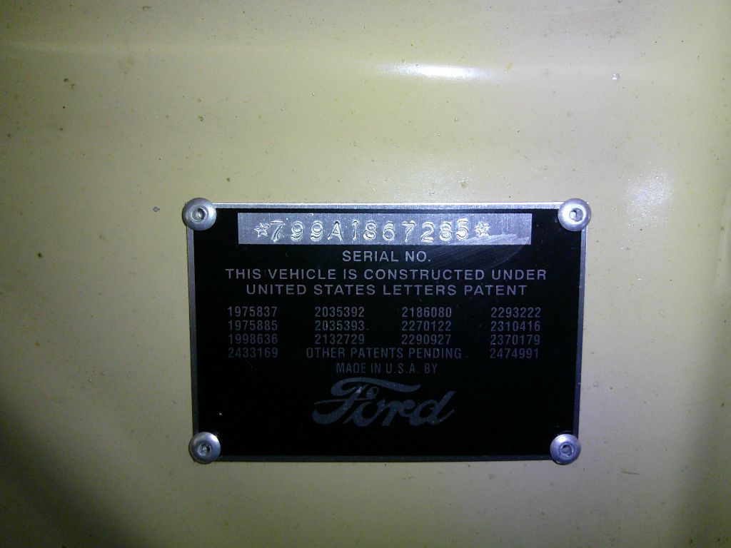 1947 Ford Super Deluxe Convert - $42,995