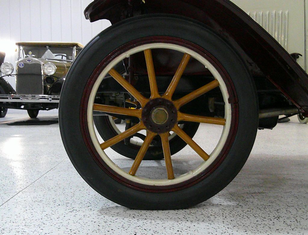 1913 Hupmobile Model 32 Touring - $19,995