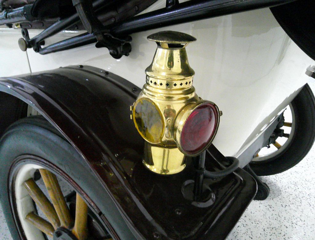 1913 Hupmobile Model 32 Touring - $19,995