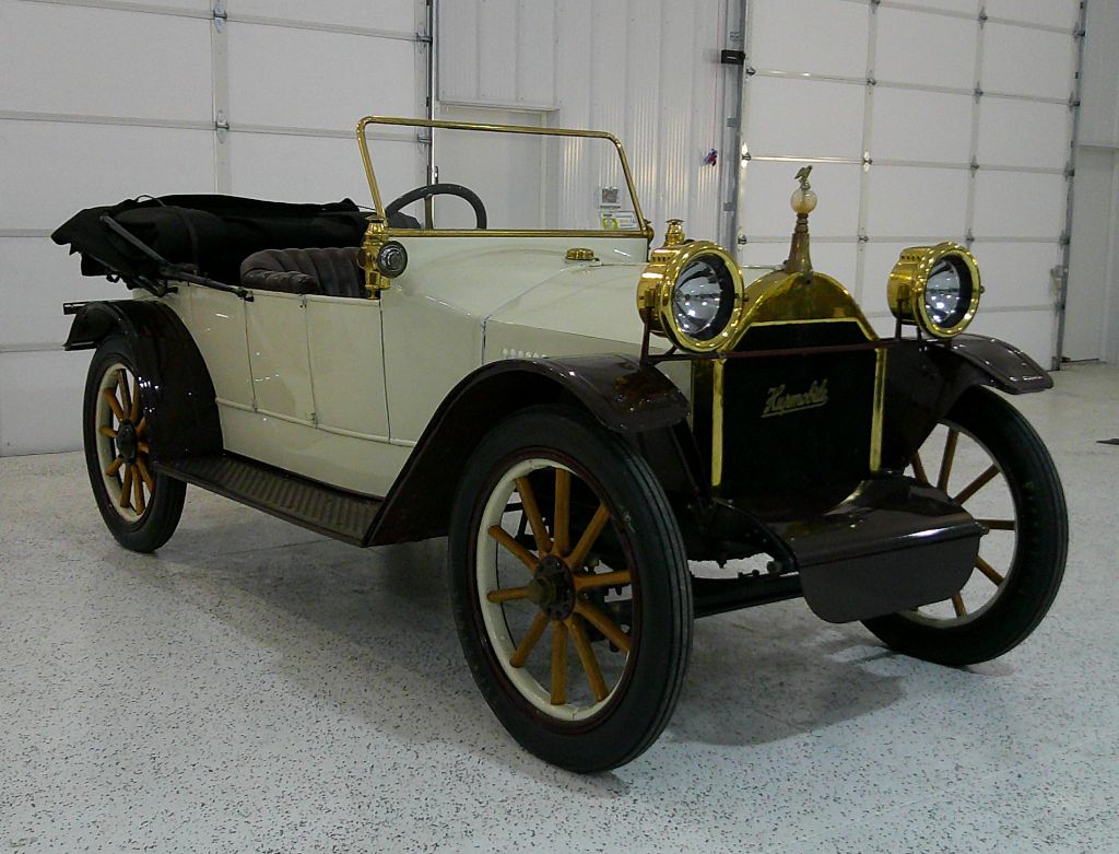 1913 Hupmobile Model 32 Touring - $19,995