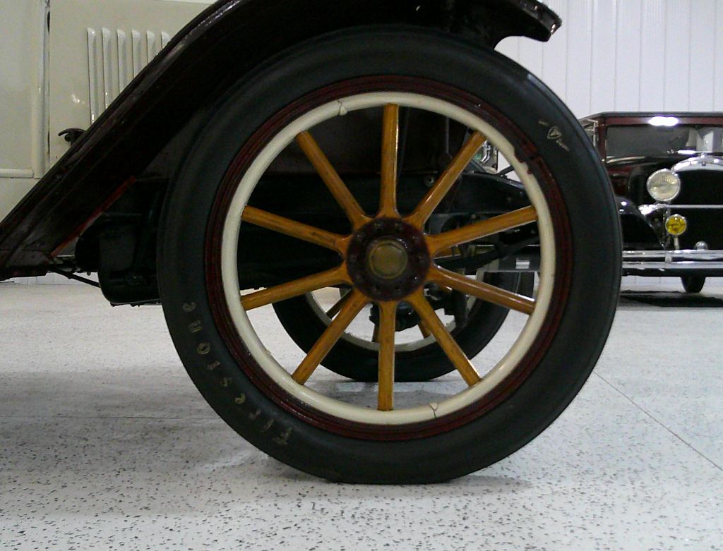 1913 Hupmobile Model 32 Touring - $19,995