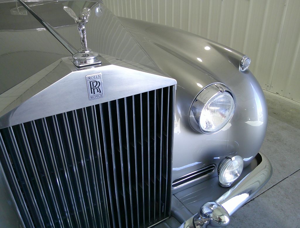 2024 Rolls Royce Spectre photo 32