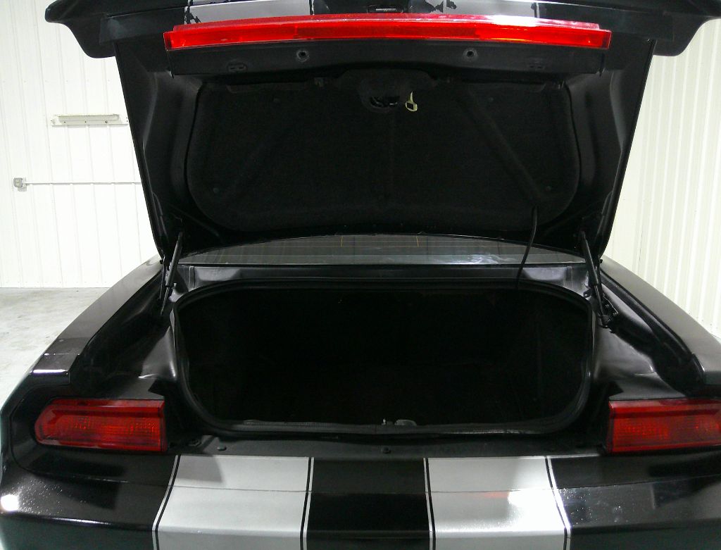 2013 Dodge Challenger SXT photo