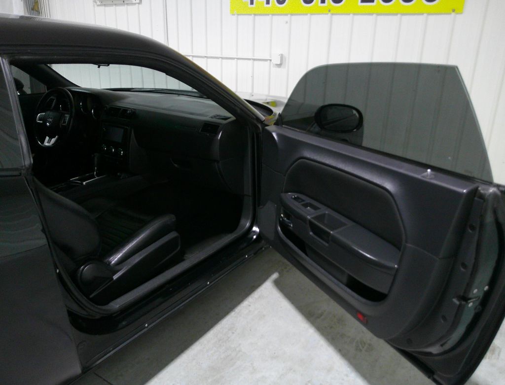 2013 Dodge Challenger SXT photo