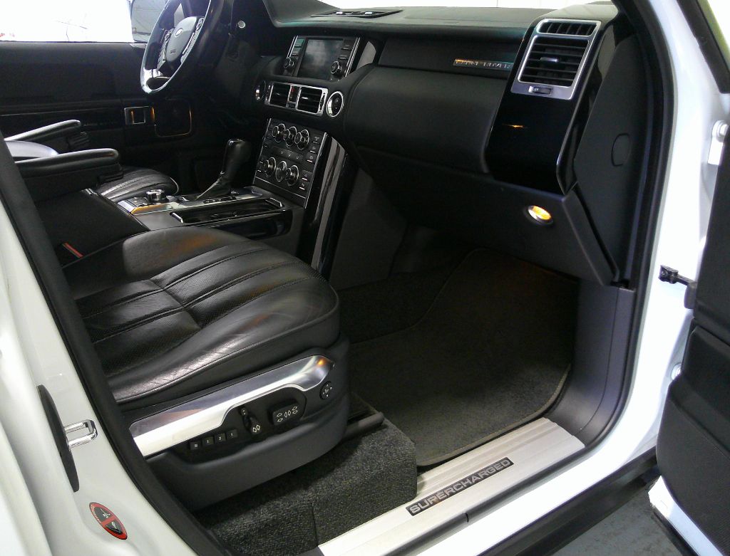 2012 Land Rover Range Rover - $12,995