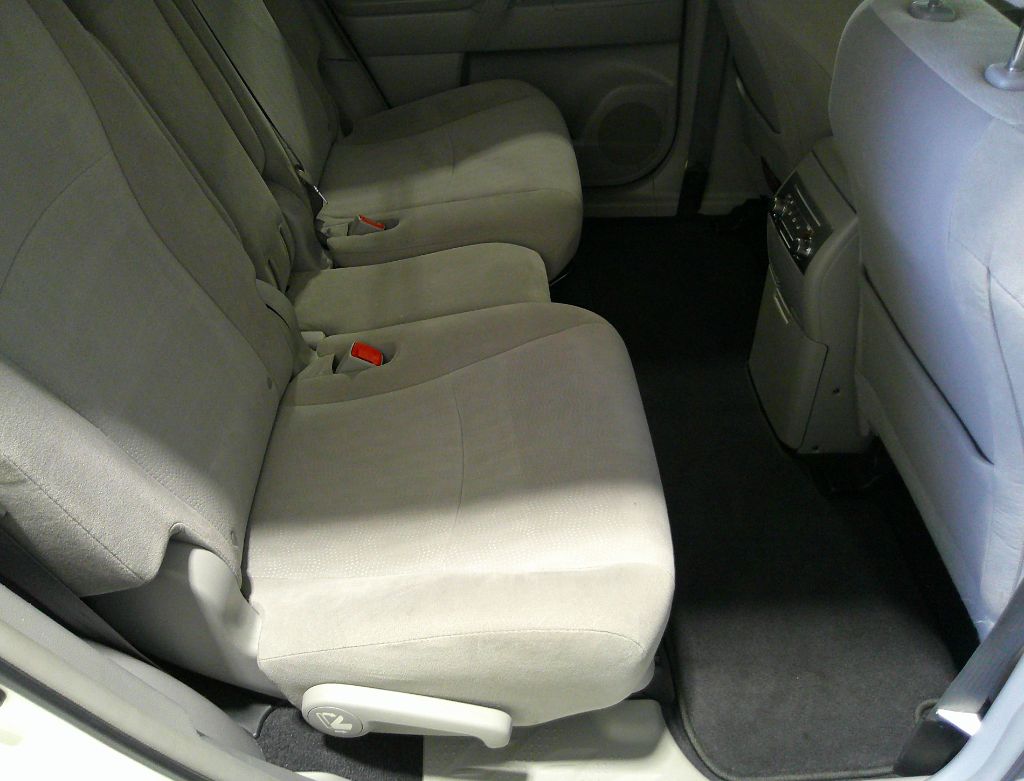2013 Toyota Highlander - $8,500