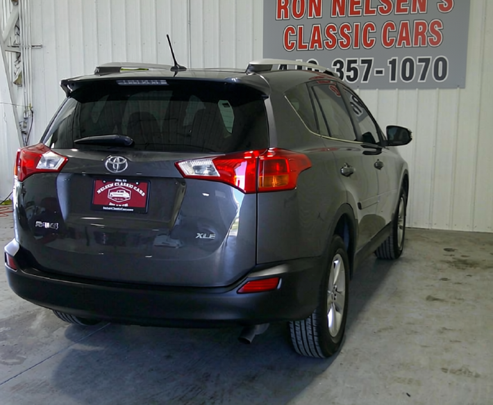 2015 Toyota RAV4 - $13,995