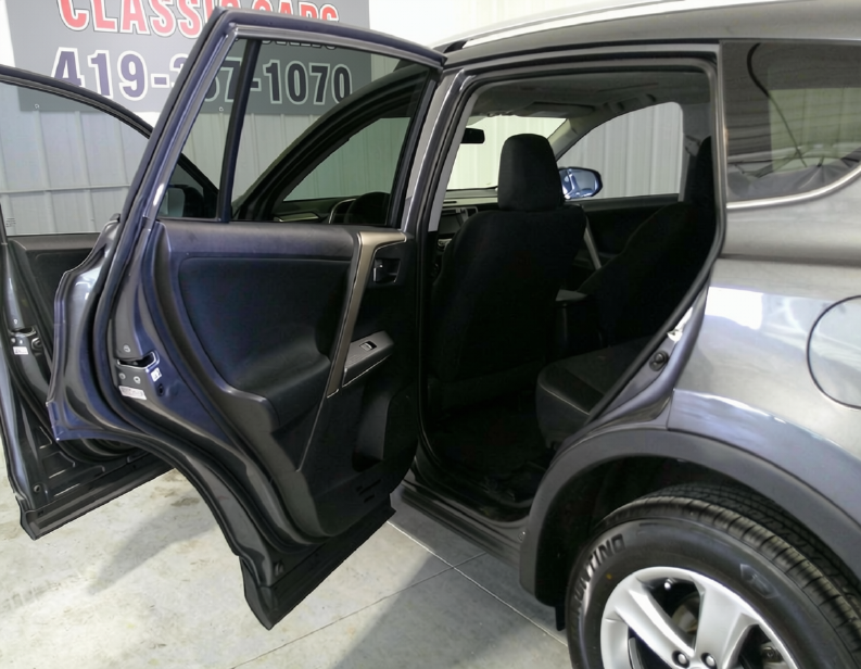 2015 Toyota RAV4 - $13,995