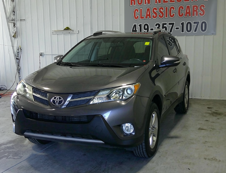 2015 Toyota RAV4 - $13,995