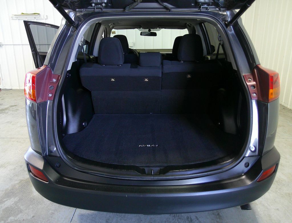 2015 Toyota RAV4 - $13,995
