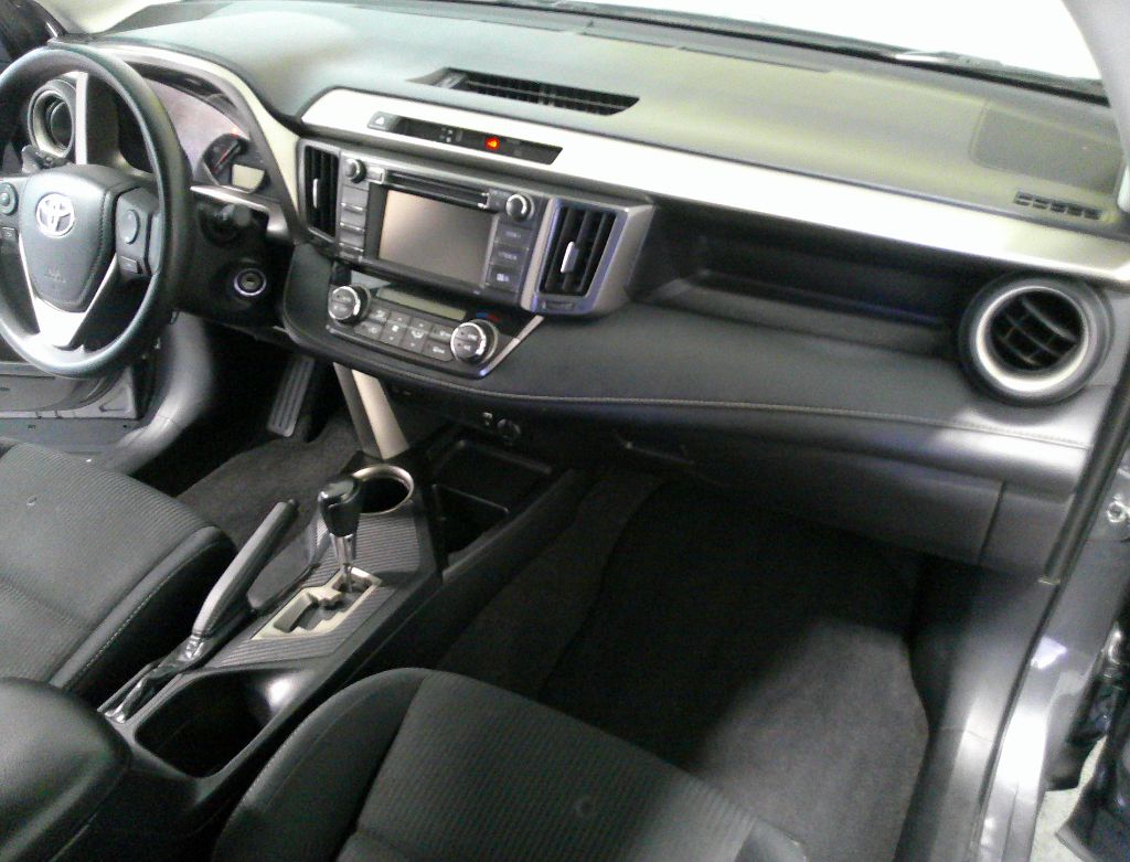 2015 Toyota RAV4 - $13,995